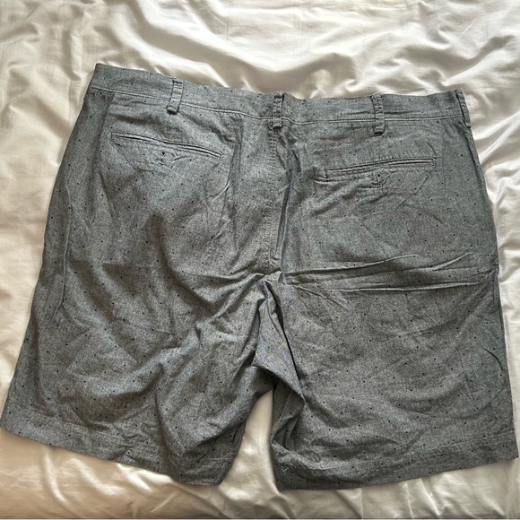 J. Crew men’s chambray shorts w/ blue polka dots. EUC. 9” inseam. Size 38. - Picture 2 of 6